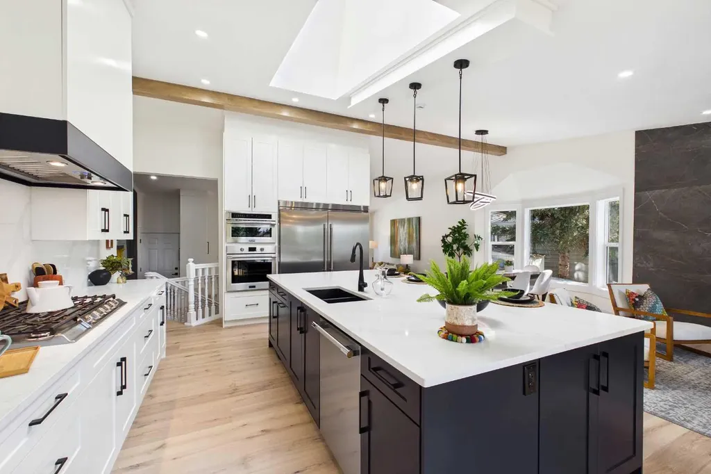 16 Edcath Mews NW Calgary AB T3A3S7