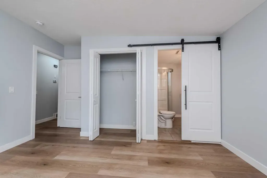 5655 Dalhousie Drive NW Calgary AB T3A 1Y5