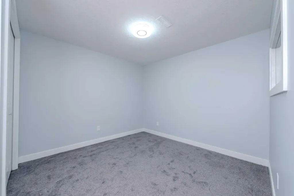 5655 Dalhousie Drive NW Calgary AB T3A 1Y5