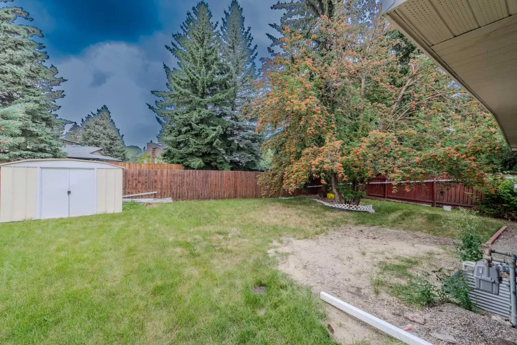 5655 Dalhousie Drive NW Calgary AB T3A 1Y5