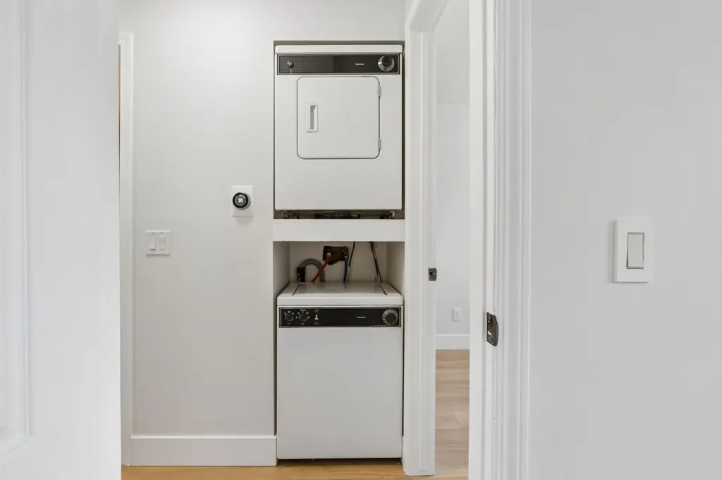 515 18 Avenue SW Calgary AB T2S0C6