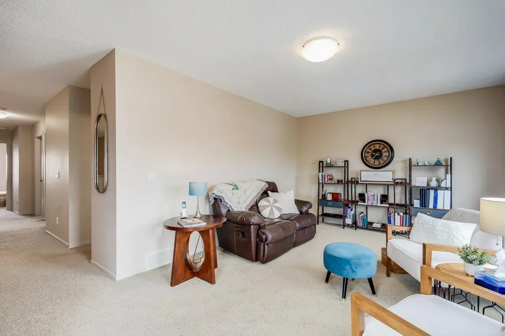 2371 Reunion Street NW Airdrie AB T4B 0M6