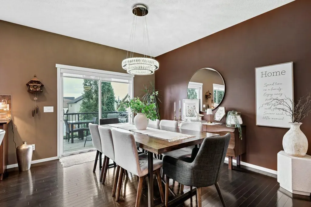 2371 Reunion Street NW Airdrie AB T4B 0M6