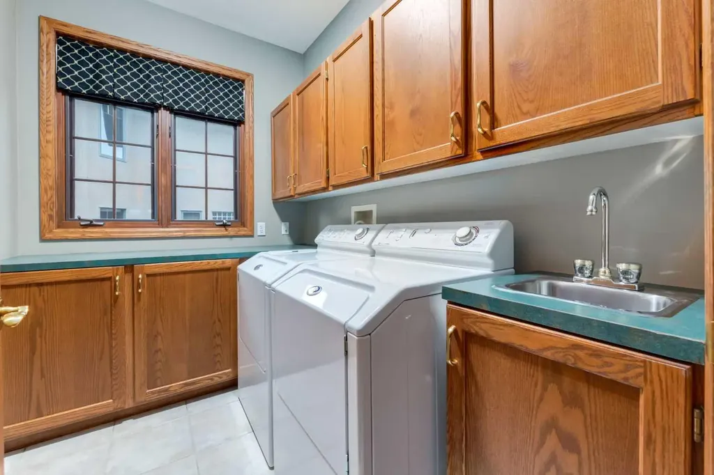 5720 Buckboard Road NW Calgary AB T3A 4R3