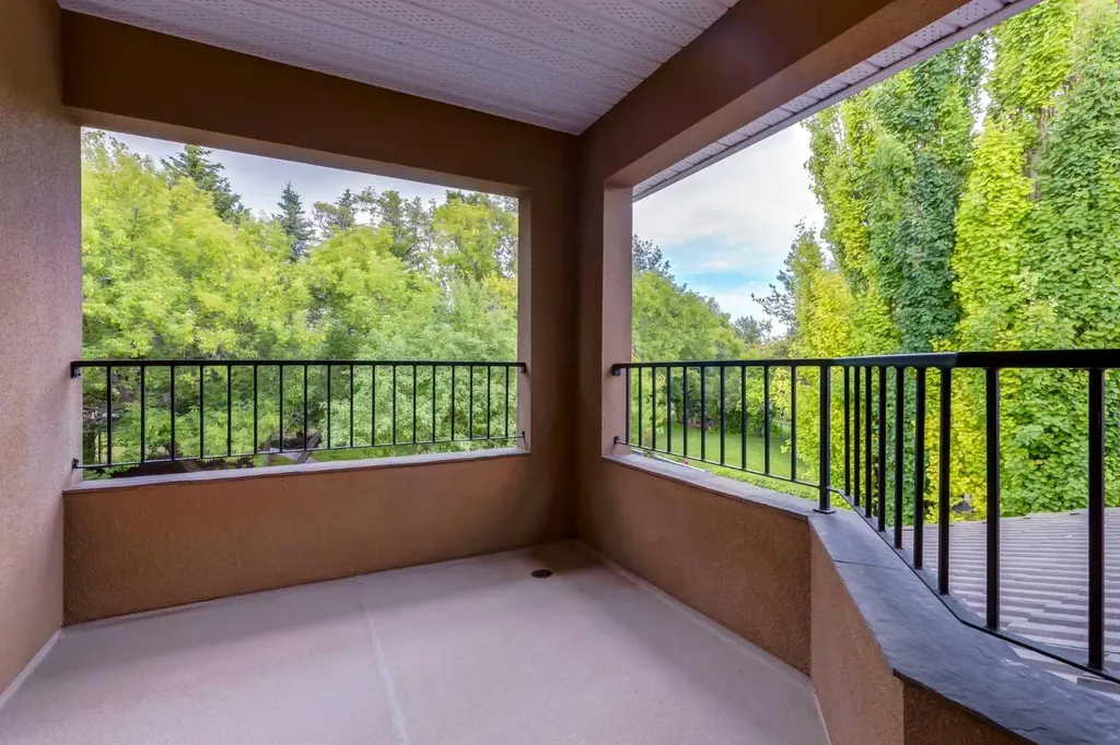 5720 Buckboard Road NW Calgary AB T3A 4R3