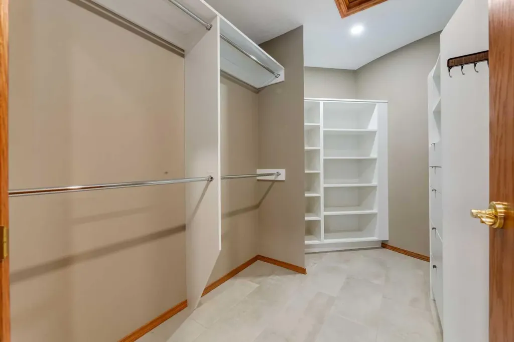 5720 Buckboard Road NW Calgary AB T3A 4R3