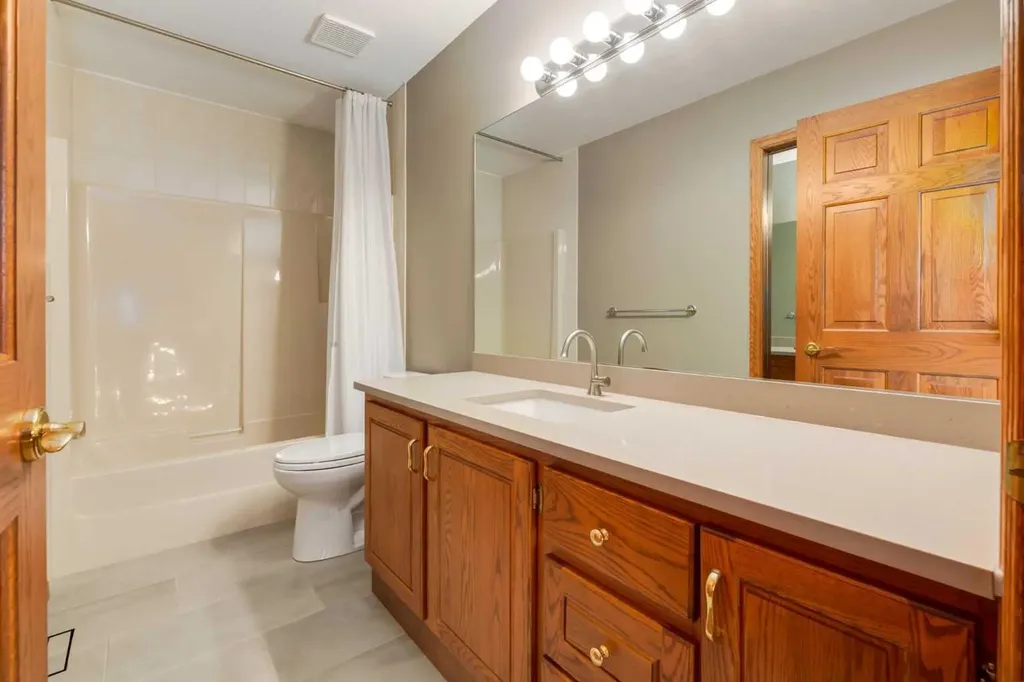 5720 Buckboard Road NW Calgary AB T3A 4R3