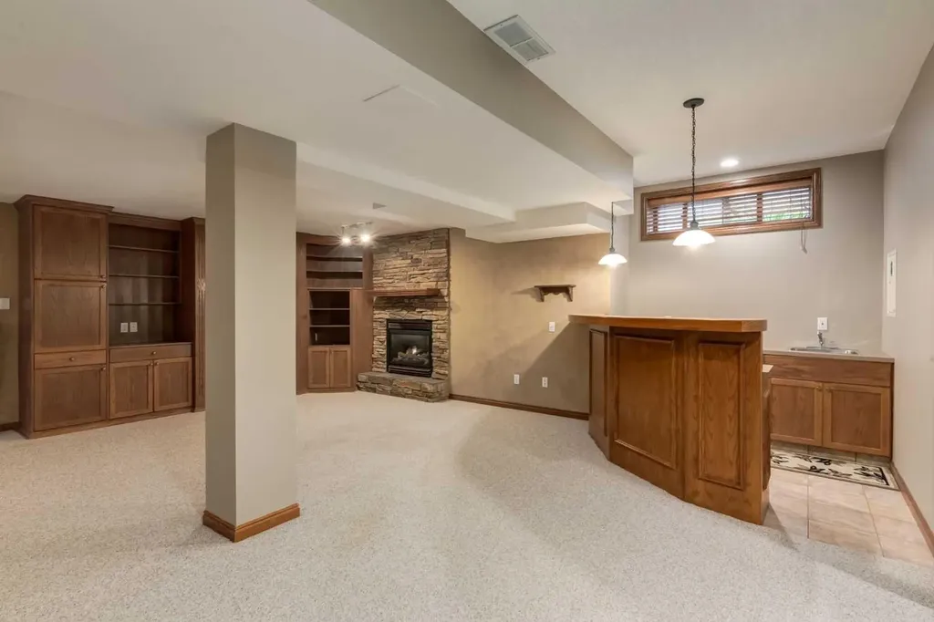 5720 Buckboard Road NW Calgary AB T3A 4R3