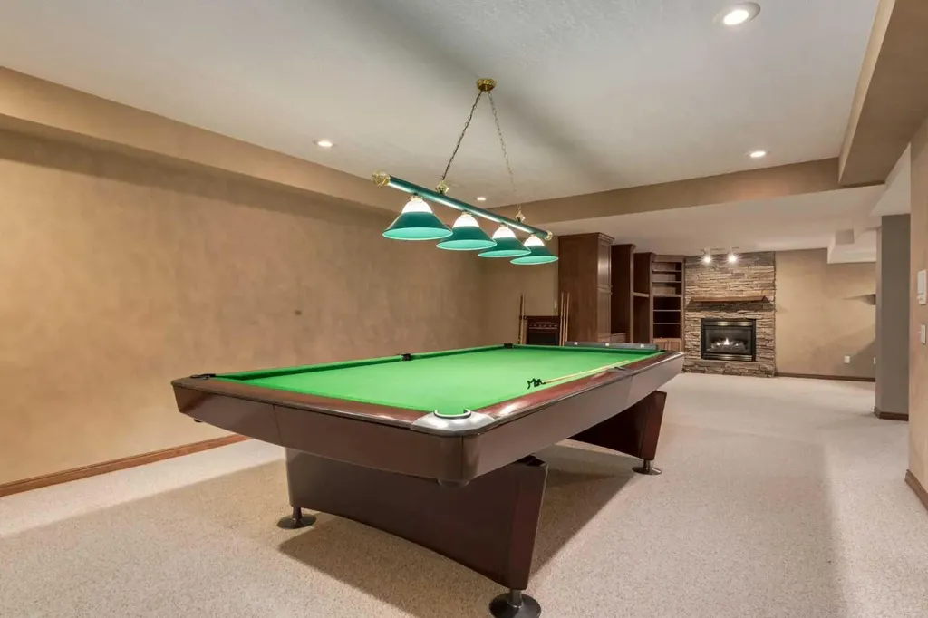 5720 Buckboard Road NW Calgary AB T3A 4R3