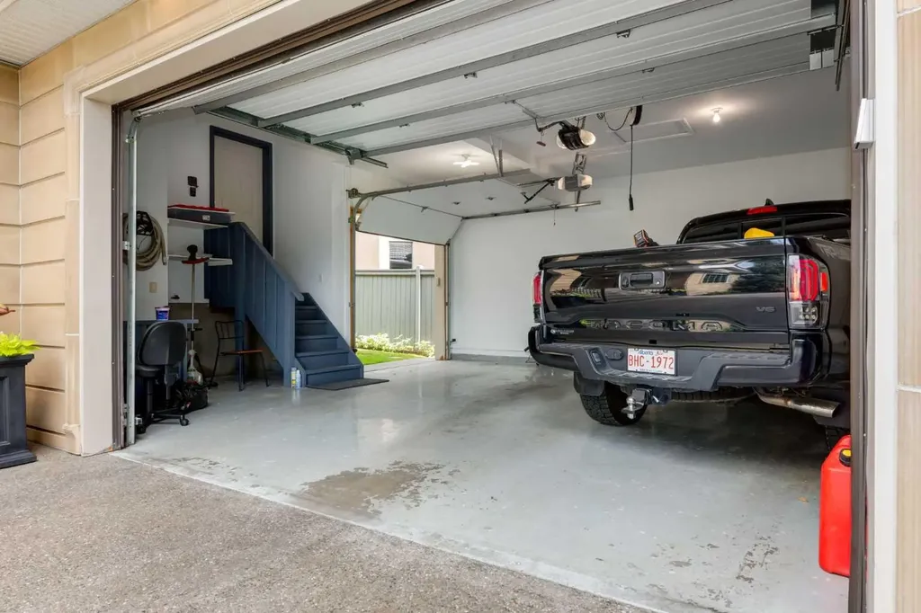 5720 Buckboard Road NW Calgary AB T3A 4R3
