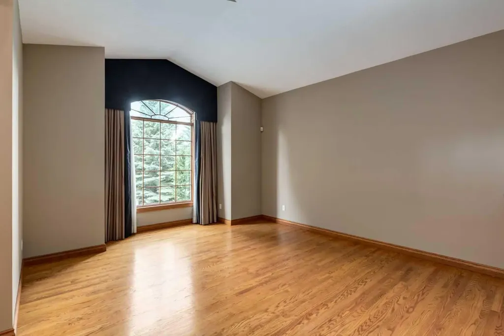 5720 Buckboard Road NW Calgary AB T3A 4R3