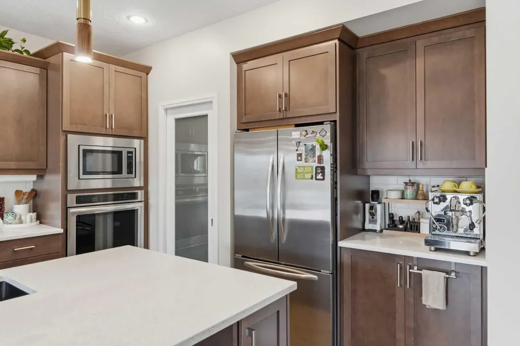 26 Evansfield Park NW Calgary AB T3P 0B1