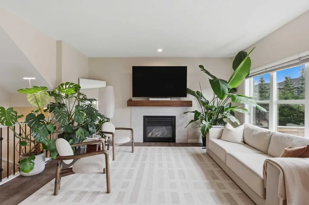 26 Evansfield Park NW Calgary AB T3P 0B1