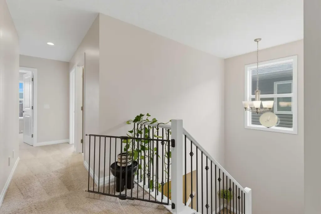 26 Evansfield Park NW Calgary AB T3P 0B1