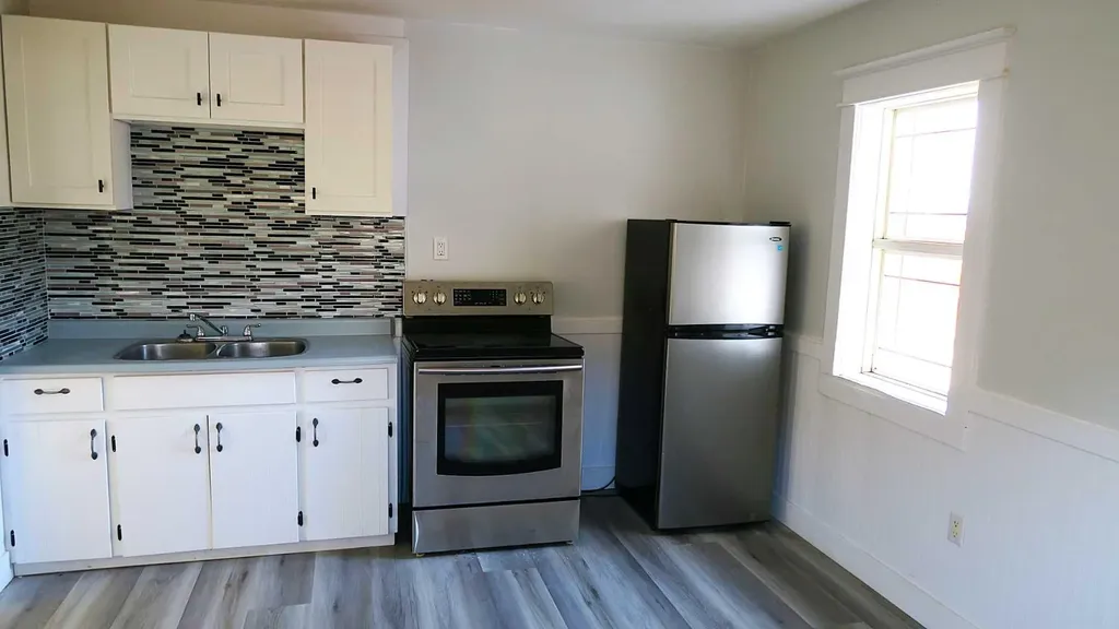 220 Armstrong Street Carmangay AB T0L 0N0