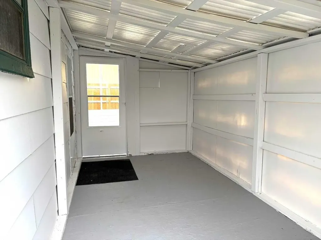 220 Armstrong Street Carmangay AB T0L 0N0