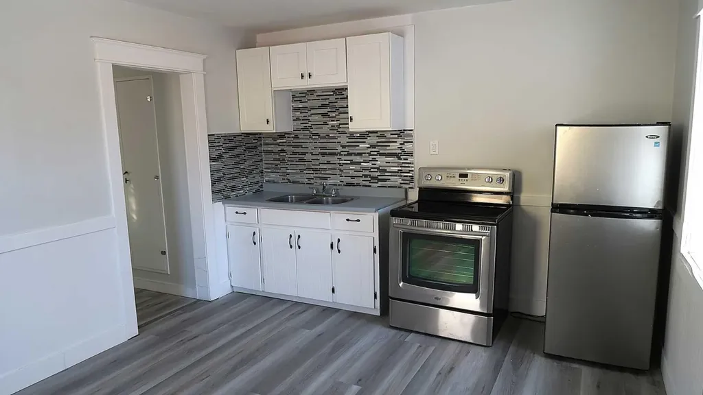 220 Armstrong Street Carmangay AB T0L 0N0