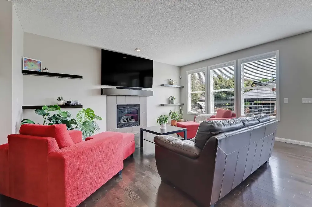 191 Chaparral Valley Terrace SE Calgary AB T2X 0L9