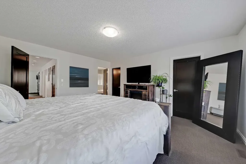191 Chaparral Valley Terrace SE Calgary AB T2X 0L9