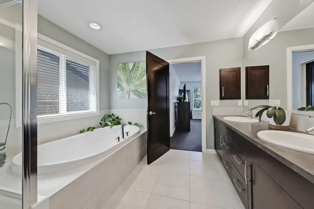 191 Chaparral Valley Terrace SE Calgary AB T2X 0L9