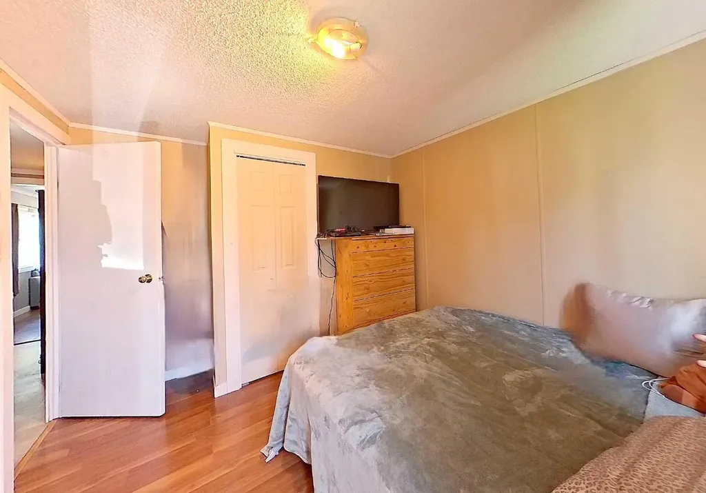 812 6 Avenue SW Slave Lake AB T0G 2A4