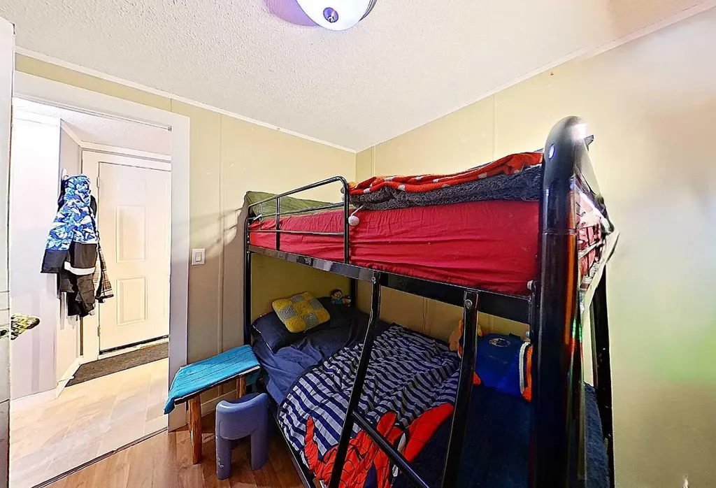 812 6 Avenue SW Slave Lake AB T0G 2A4