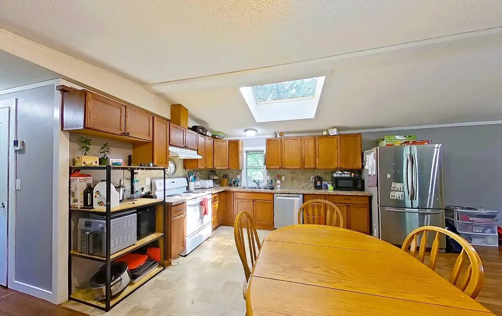 812 6 Avenue SW Slave Lake AB T0G 2A4