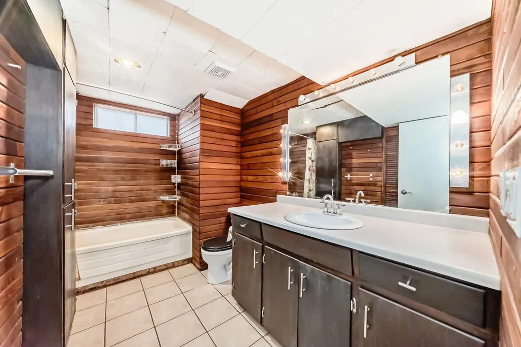 404 Acacia Drive SE Airdrie AB T4B 1G1