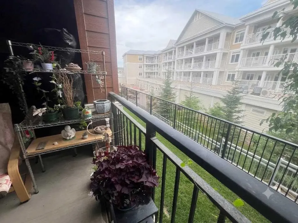 3727 Sage Hill Drive NW Calgary AB T3R 1T7