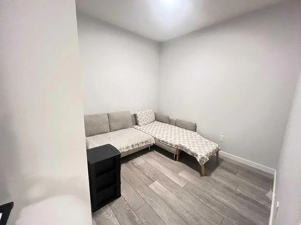 3727 Sage Hill Drive NW Calgary AB T3R 1T7
