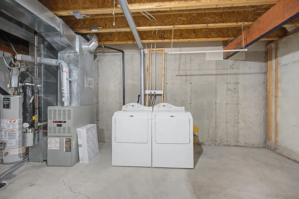 65 Royal Birch Villas NW Calgary AB T3G 5V2