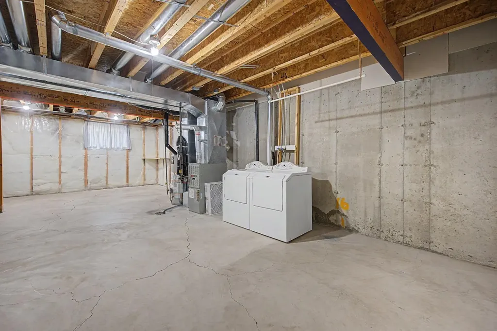 65 Royal Birch Villas NW Calgary AB T3G 5V2