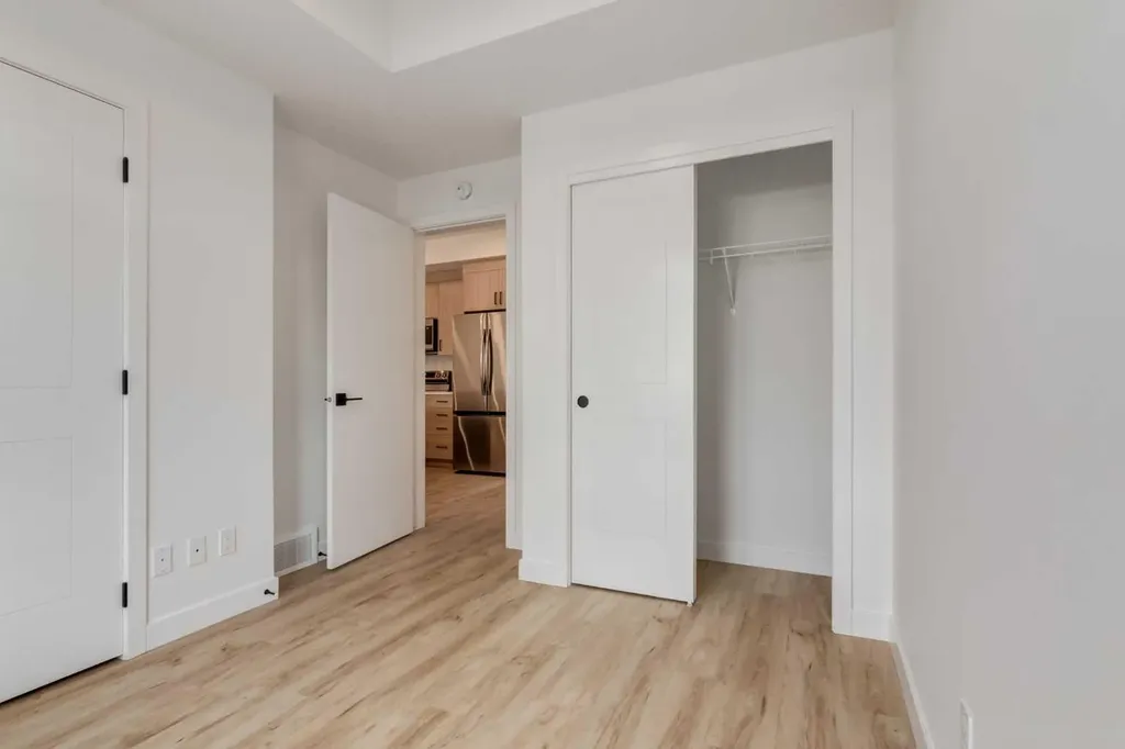 131 148 Avenue NW Calgary AB T3P 1H9