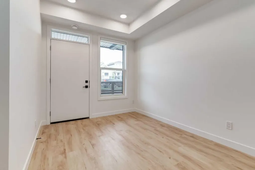 131 148 Avenue NW Calgary AB T3P 1H9
