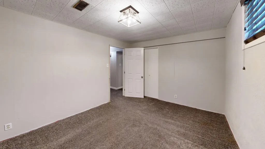 2312 18 Street Nanton AB T0L1R0
