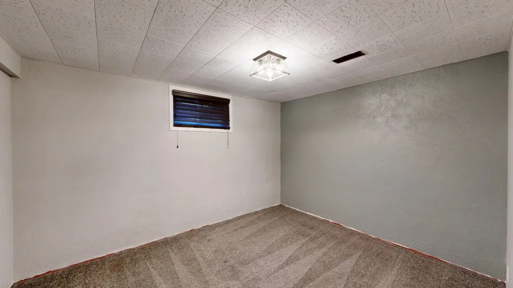 2312 18 Street Nanton AB T0L1R0