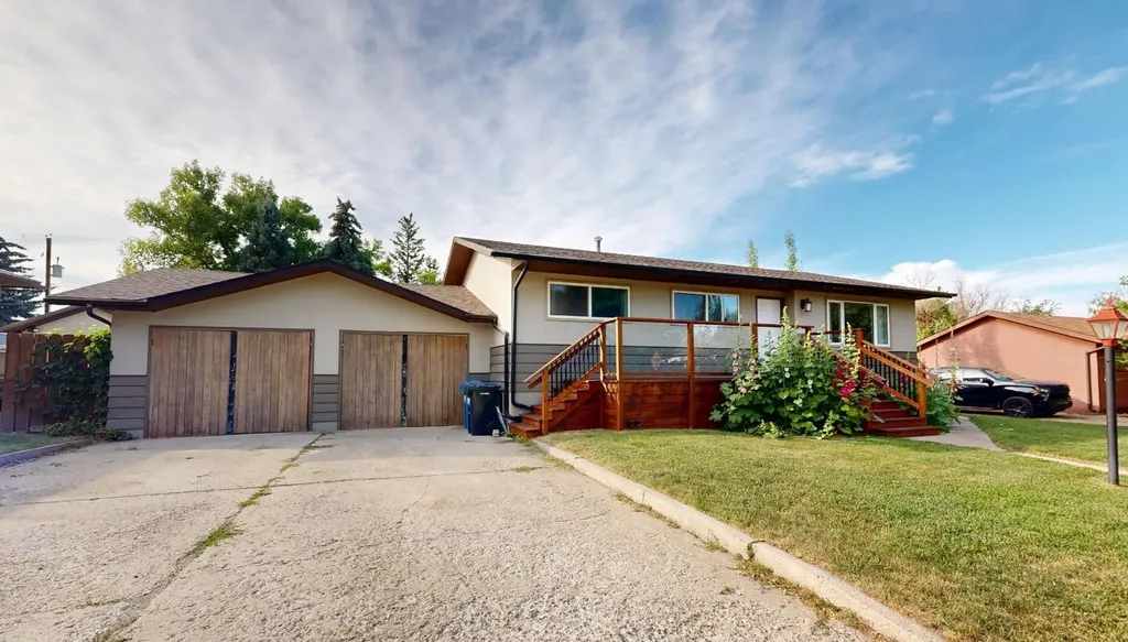 2312 18 Street Nanton AB T0L1R0