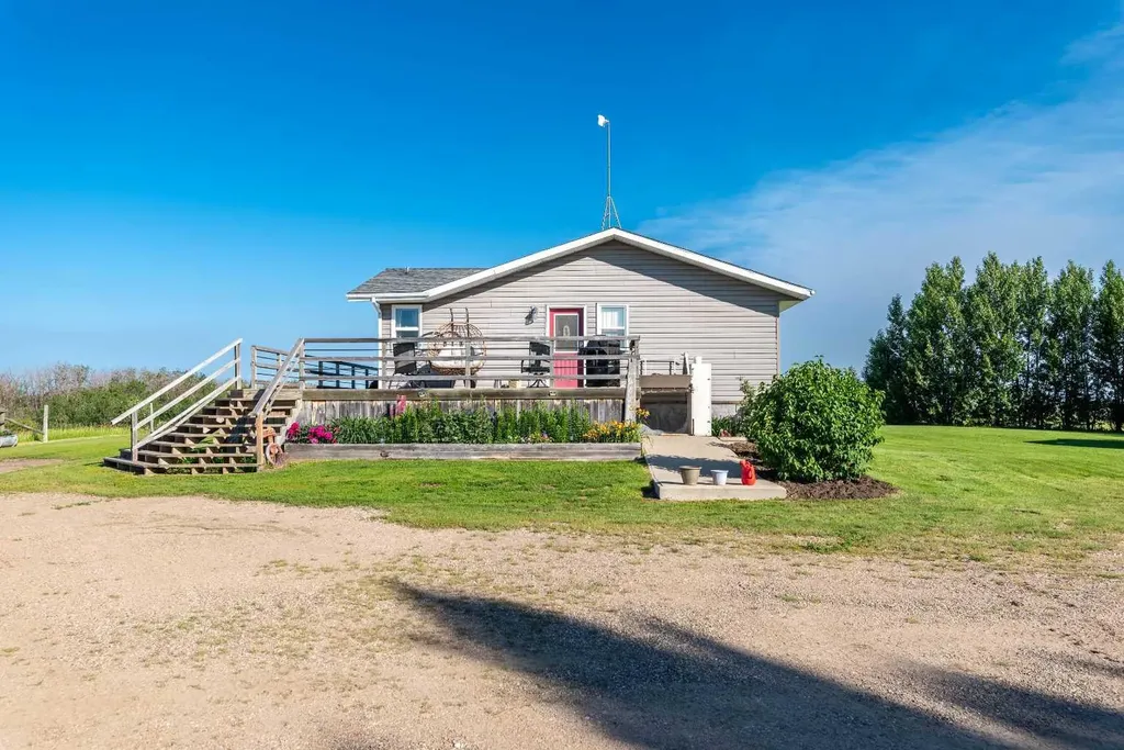 49148 Rgd Road 3261 Rural SK S0M 1H0