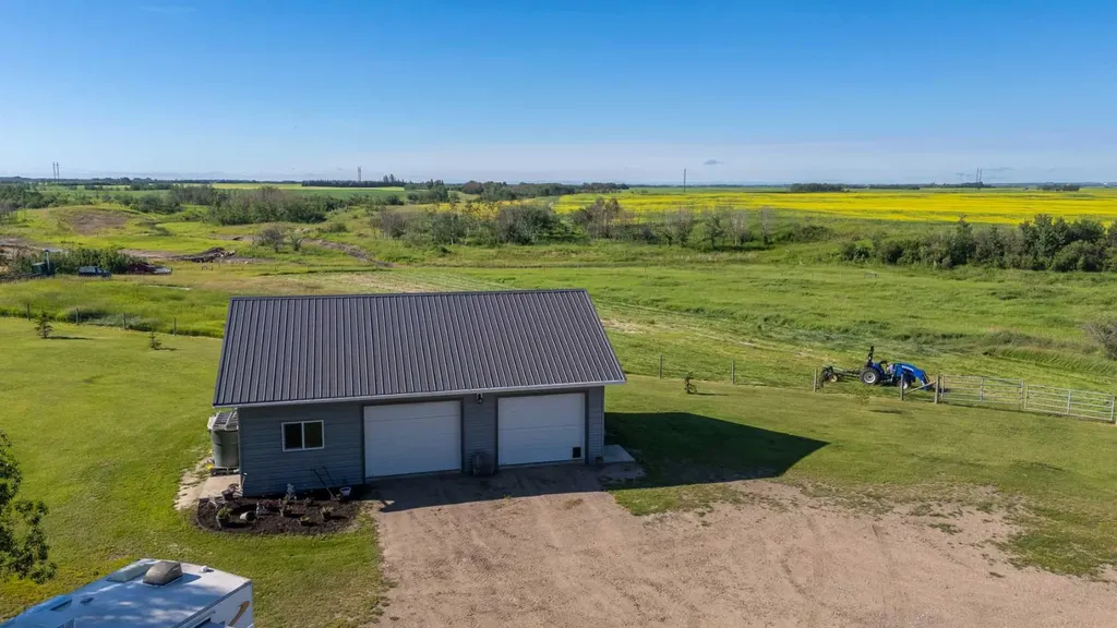 49148 Rgd Road 3261 Rural SK S0M 1H0