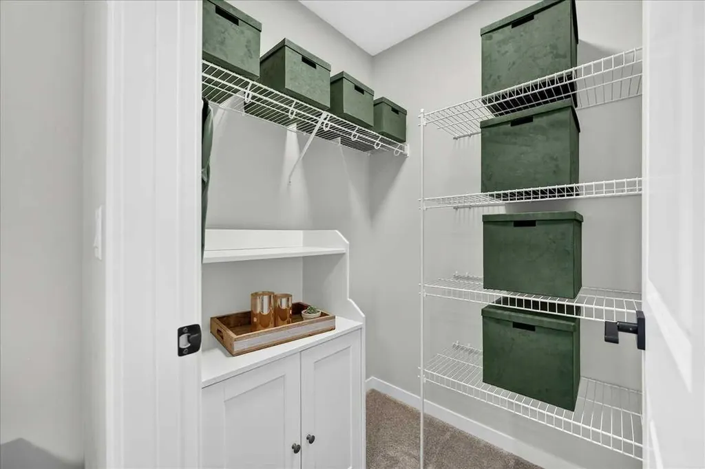 421 Magnolia Way SE Calgary AB T3M 3T4