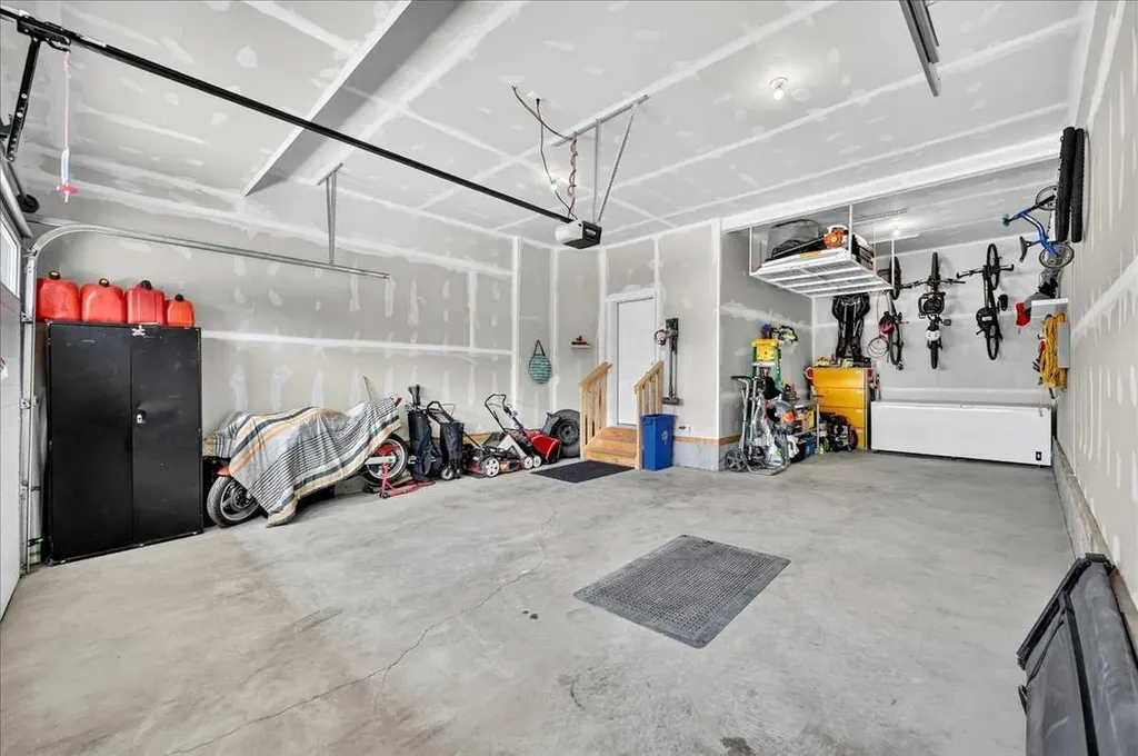 421 Magnolia Way SE Calgary AB T3M 3T4