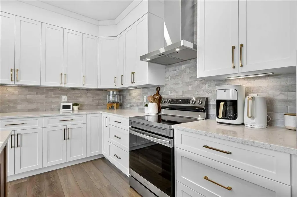 421 Magnolia Way SE Calgary AB T3M 3T4