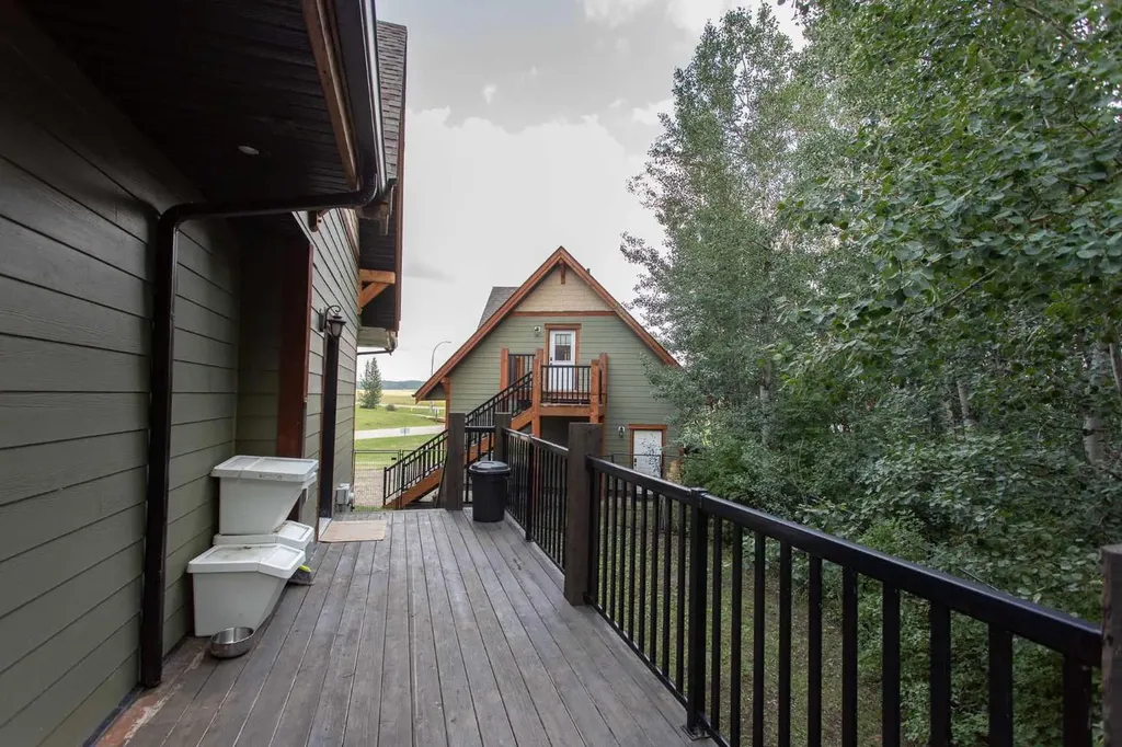 431 Summer Crescent Rural Ponoka County AB T0C 2J0