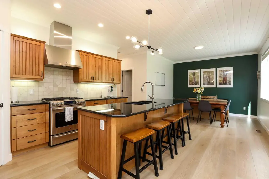 2135 33 Avenue Coaldale AB T1M 0B6