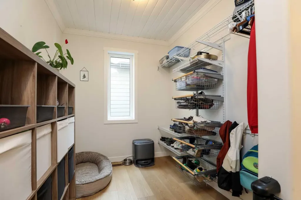 2135 33 Avenue Coaldale AB T1M 0B6