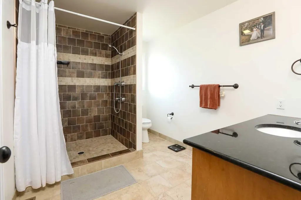 2135 33 Avenue Coaldale AB T1M 0B6