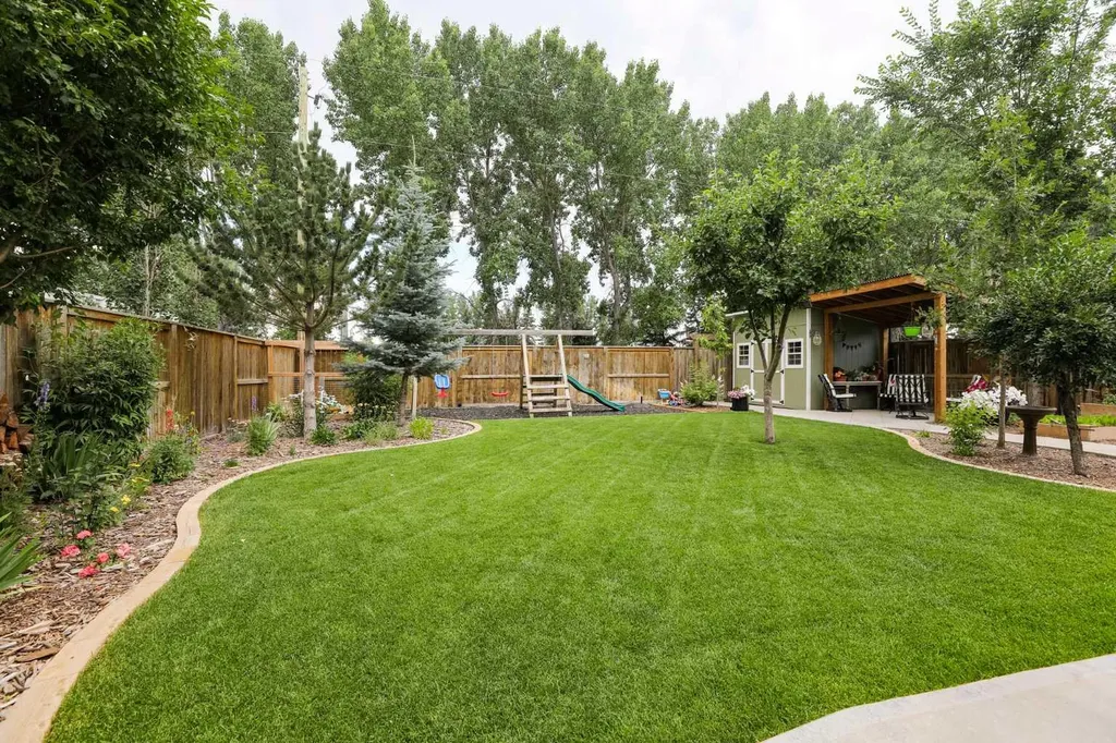 2135 33 Avenue Coaldale AB T1M 0B6