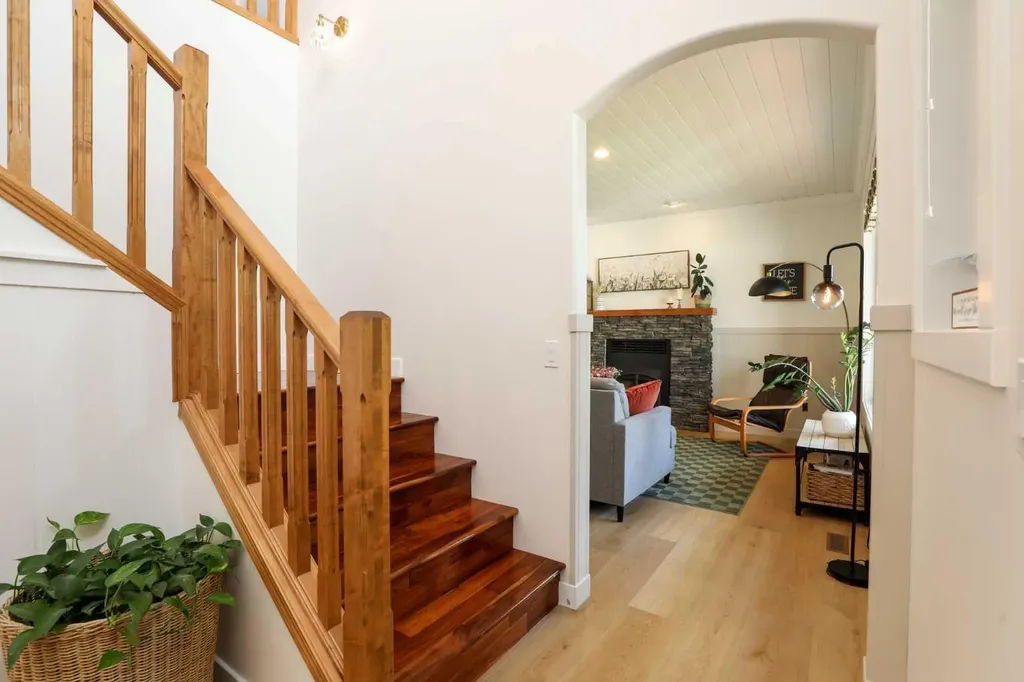 2135 33 Avenue Coaldale AB T1M 0B6