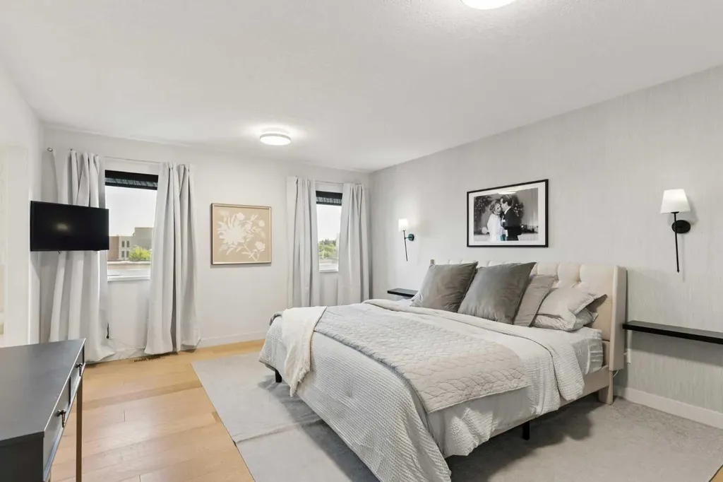 2003 32 Avenue SW Calgary AB T2T 1W7