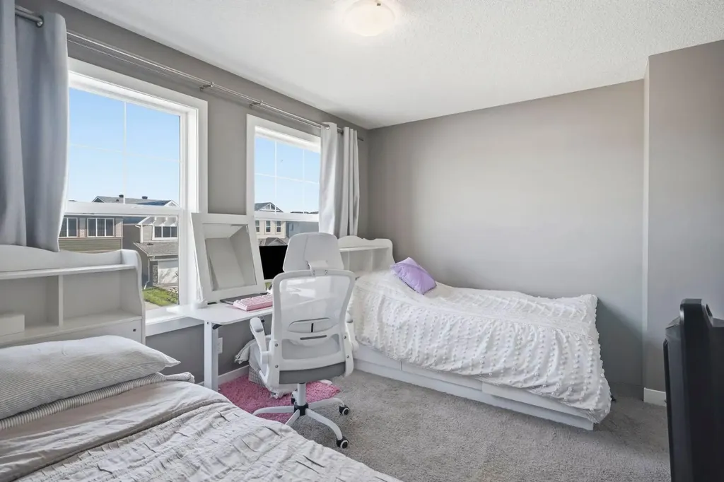 98 Panton Way NW Calgary AB T3K0X2